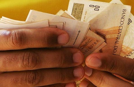 BAHIA: 13º SALÁRIO IRÁ INJETAR R$ 5,5 BI NA ECONOMIA