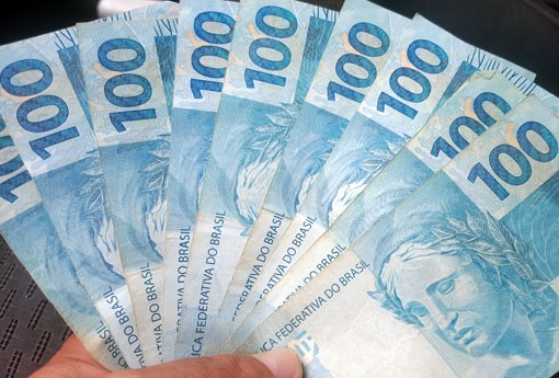 Mais de 1,8 milhão de trabalhadores ainda não sacaram abono salarial de 2015