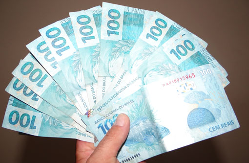 Em 2015 o salário mínimo será arredondado para R$ 790