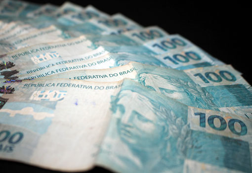 Vendas no Dia das Mães devem movimentar R$ 17 bilhões no comércio, mostram SPC Brasil e CNDL