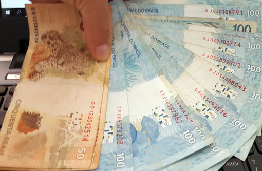 Rendimento do trabalhador perde 4,2% do poder de compra