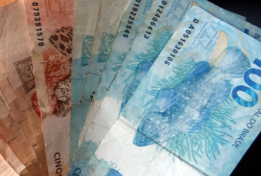 Receita libera pagamento do quinto lote de restituições do IR 2016