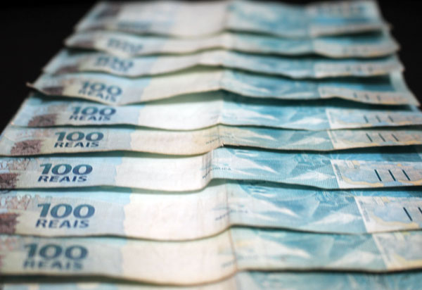 Salário de servidores estaduais será pago no próximo dia 29