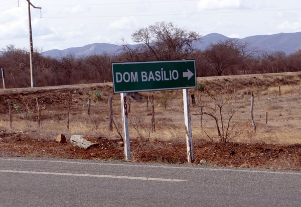 Dom Basílio: homem tem casa invadida e criminosos roubam R$ 20mil reais