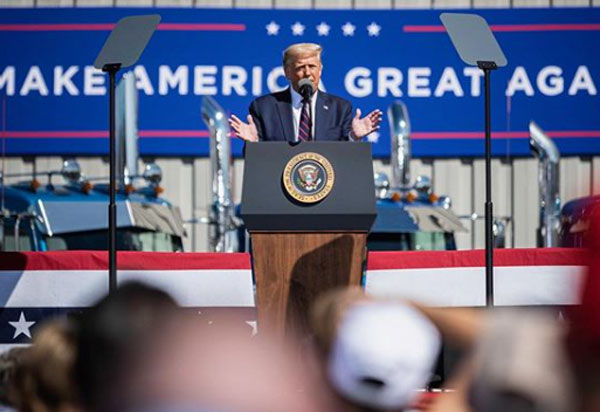 EUA anuncia vacina contra Covid-19 'em três ou quatro semanas'