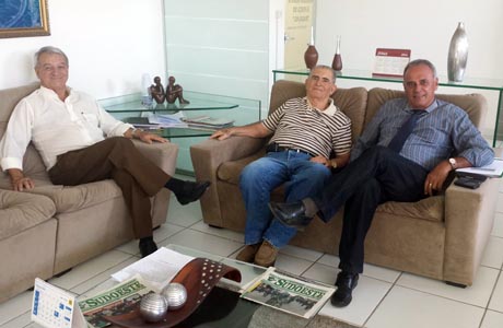 Brumado: Dr. Juracy Pires Gomes faz visita ao Prefeito Aguiberto