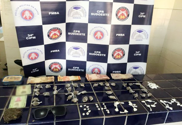 Brumado: acusada de tráfico de drogas, jovem de 19 anos é detida no bairro Bom Jesus