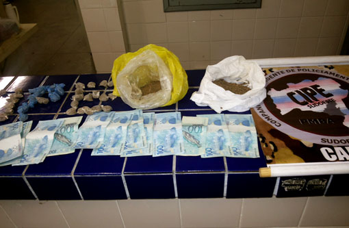 Brumado: Caesg detém jovem traficando no Bairro Dr. Juracy