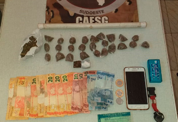 Caesg apreende drogas em residência na cidade de Condeúba