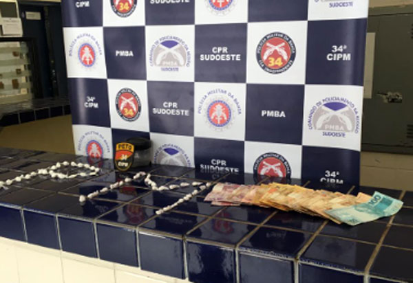 Brumado: Mulher é detida com Cocaína e Crack no Bairro São Jorge