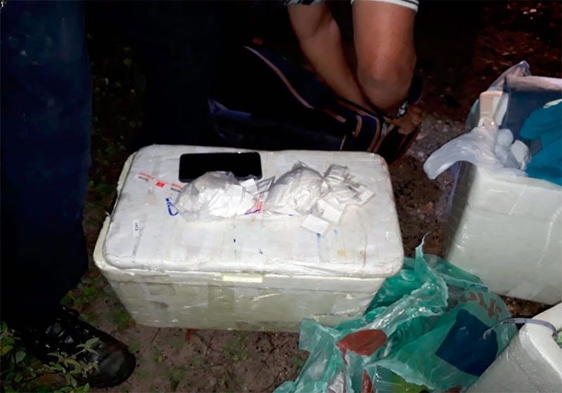 Homem é preso ao ser flagrado com drogas em ônibus de turismo no trevo que dá acesso à Malhada de Pedras