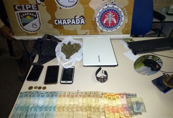 Cipe Chapada apreende drogas, dinheiro e eletrônicos em ação