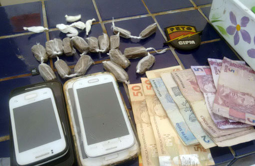 Brumado: Grupo acusado de tráfico de drogas no Bairro Dr. Juracy foi preso