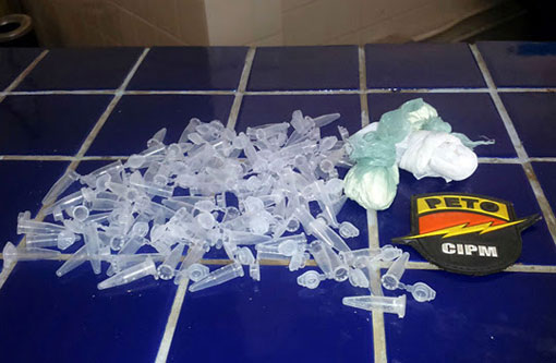 Homem é detido em Brumado acusado de tráfico de drogas