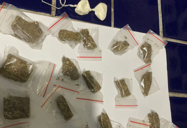 Homem é preso acusado de tráfico de drogas em Presidente Jânio Quadros