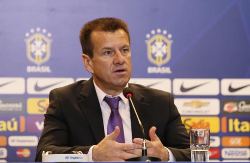 Dunga aprovado em enquete: 47,5% acham trabalho ótimo, e só 9,6% consideram ruim