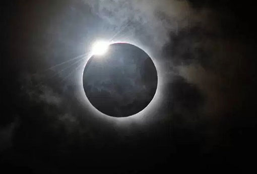 Neste domingo (26), o Eclipse do Sol poderá ser visto em boa parte do país