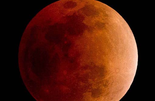 Eclipse da Lua pode ser visto hoje em todo o Brasil