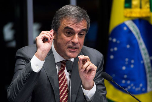 Advogado de defesa diz que Dilma será afastada sem o povo ter entendido o motivo