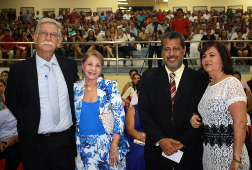 Prefeito Eduardo Vasconcelos toma posse em Brumado