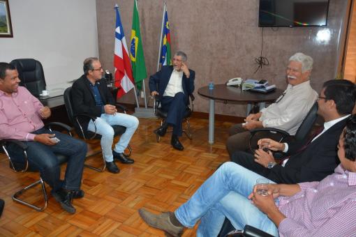 Conquista: Herzem Gusmão recebe visita do prefeito de Brumado
