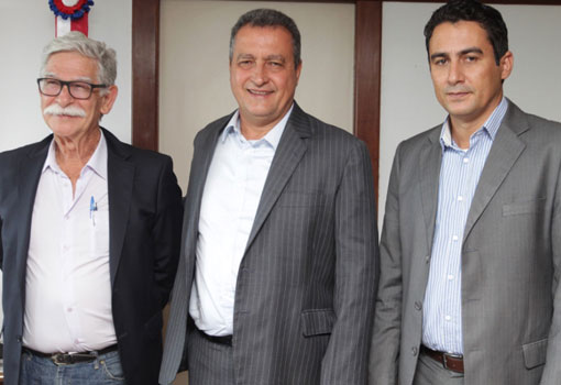 Prefeito de Brumado apresenta pré-candidatura de Márcio Moreira ao governador Rui Costa