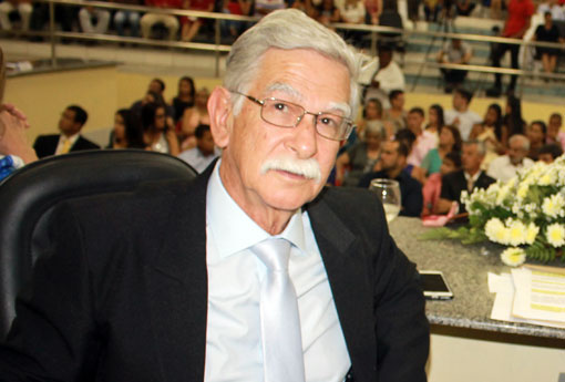 Brumado: prefeito Eduardo envia para a Câmara Projeto de Lei que visa extinguir cargos de provimento efetivo