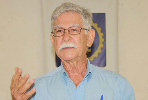 Representante da coligação 'Brumado acima de tudo' estranha decisão que aplica multa ao candidato Eduardo 