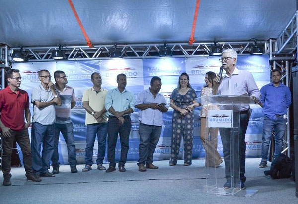 Prefeitura de Brumado entregou 7 vias públicas pavimentadas no Bairro Jardim de Alah