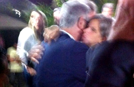 Eduardo Vasconcelos já está em Recife para o velório de Eduardo Campos