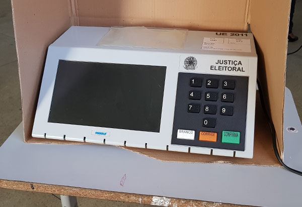 Confira o horário de votação nas eleições do dia 15 de novembro