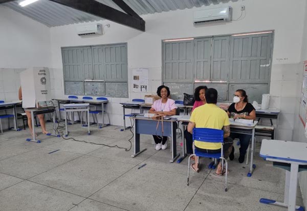 Relatório da OEA diz que 1º turno ocorreu com ordem e normalidade