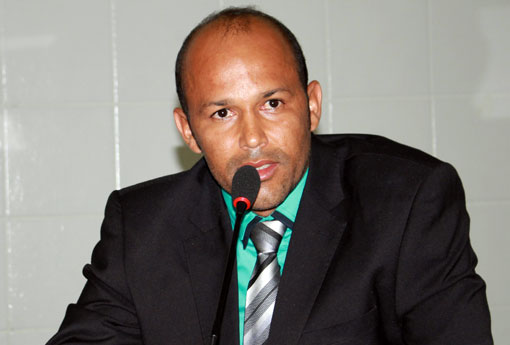 Brumado: vereador Elias Piau solicita ao prefeito adicional de periculosidade aos servidores que trabalham com motocicletas