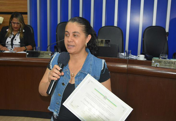 Conquista: Câmara de Vereadores parabeniza projeto sobre Meio Ambiente e Saúde de professora brumadense 