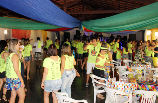 Fotos: Pré-Carnaval 2016 do 1º Encontro de Brumadenses e Amigos de BH