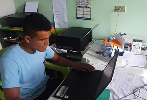 Brumado: SEC realiza cadastro de alunos novos para acesso ao ensino remoto