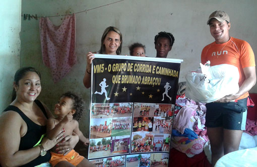 Brumado: Grupo de corrida VM5 doou 30 cestas básicas a famílias do município