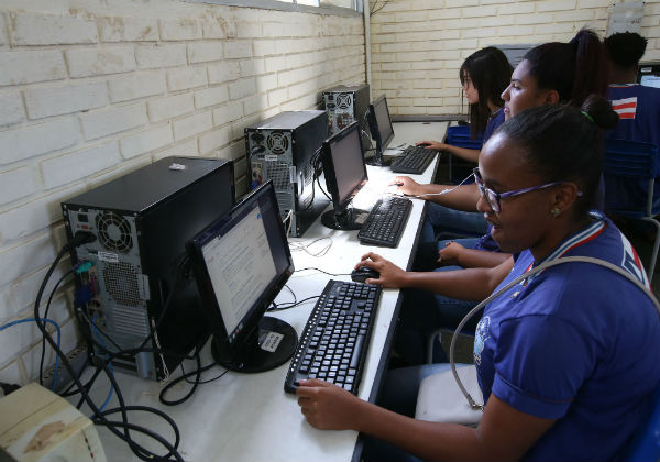 Bahia: internet nas Escolas chegará a mais 74 unidades estaduais em 2020