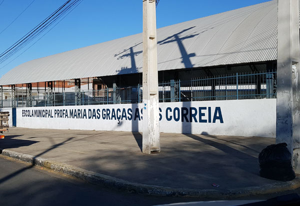 Brumado: Embasa alega não ser de sua responsabilidade falta d'água na Escola Maria das Graças Assis Correia