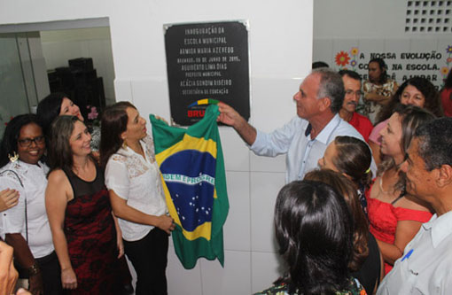 Brumado: Prefeitura realiza cerimônia de inauguração da nova estrutura da Escola Armida Azevedo