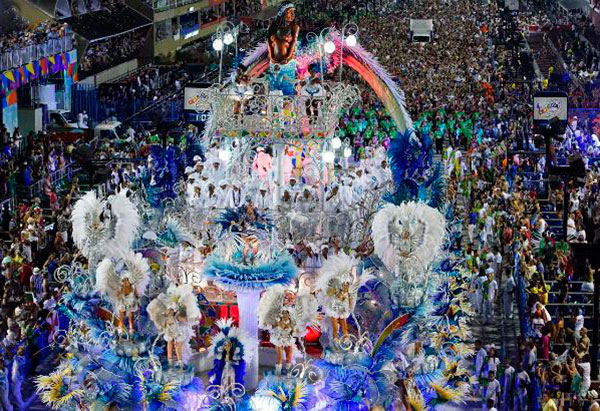 Desfiles das escolas de samba do Rio são marcados  para julho, mas realização da festa depende de vacina contra a Covid-19