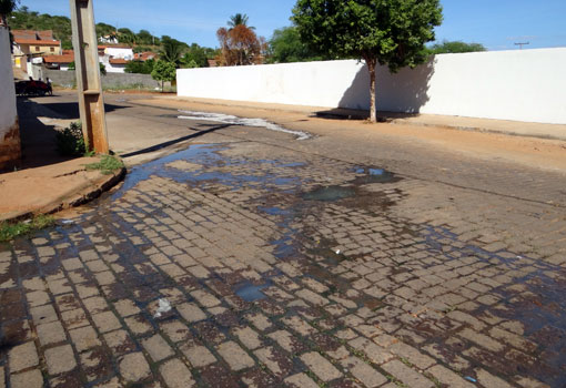 No Brasil, 45% da população ainda não têm acesso a serviço adequado de esgoto