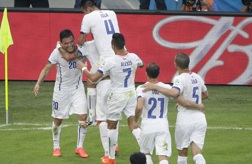 Copa do Mundo: Espanha perde para o Chile por 2 a 0 e está fora