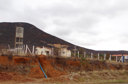 A Embasa informa que abastecimento está afetado em localidades rurais de Brumado