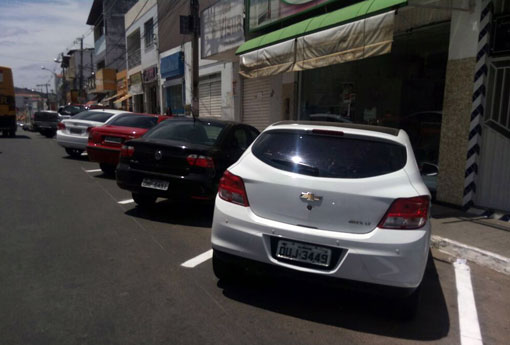 Brumado: CDL agradece a administração municipal pela demarcação do estacionamento em ângulo no centro comercial