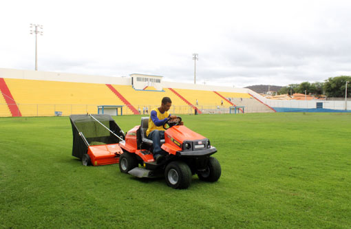 Brumado: Últimos ajustes para inauguração do estádio Gilbertão