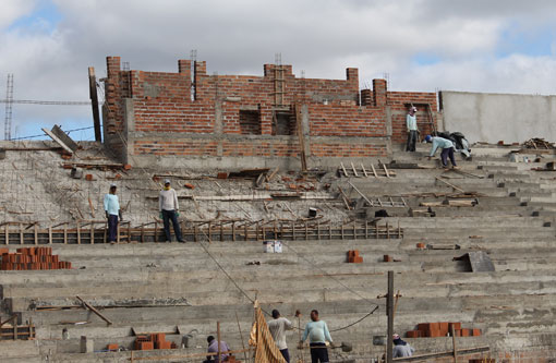 Brumado: Funcionários da obra do estádio dos Prazeres encerram greve