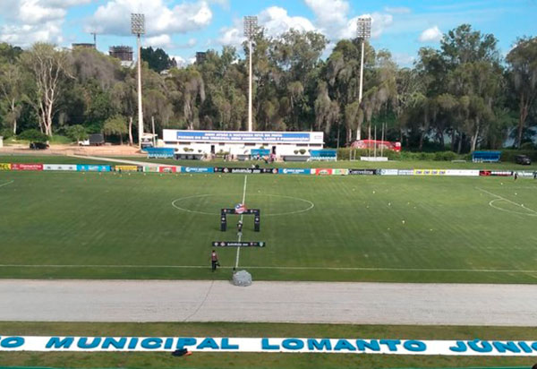 Futebol: Partida entre Vitória e Conquista é adiada por causa de surto de Covid-19 no Bode