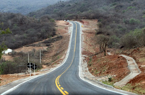 Recuperada rodovia que liga os municípios  de Abaíra e Jussiape na Chapada Diamantina