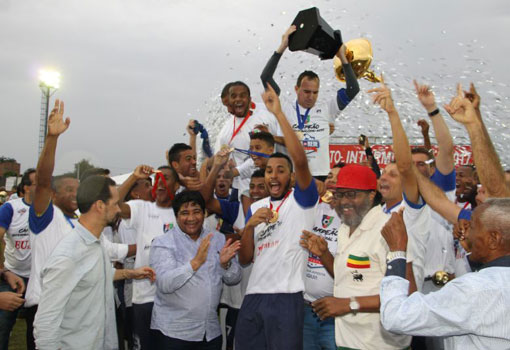 Eunápolis é campeão inédito do Campeonato Intermunicipal 